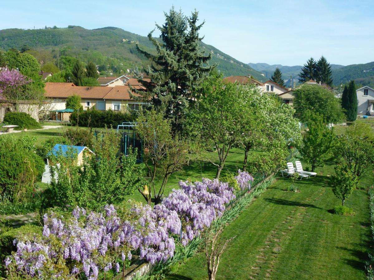 gîte Rose-Thé Ambérieu-en-Bugey Esterno foto